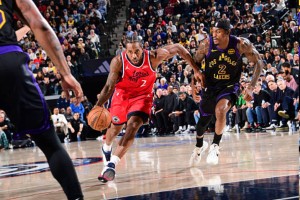 kaiyun-西部乱斗！湖人输快船降至西部第六 4队输一场将直接掉入附加赛